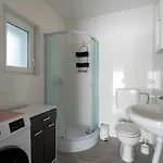 House Zrmanja Vrelo