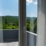 House בית נופש Zrmanja Vrelo