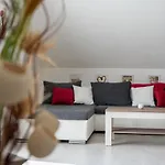 House Holiday home Zrmanja Vrelo
