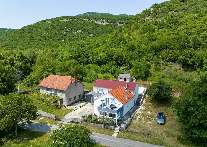 House Dom wakacyjny Zrmanja Vrelo