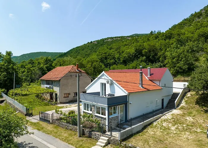 Dom wakacyjny House Zrmanja Vrelo